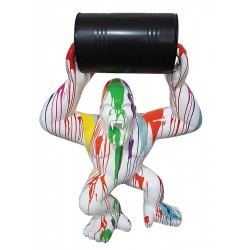 Statue gorille Donkey kong multicolore fond blanc avec baril